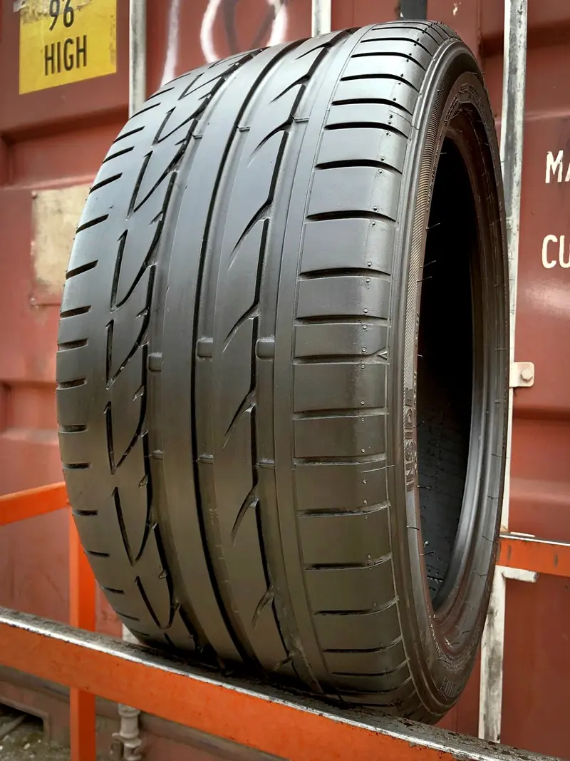 Б/у шина 245/40 R17 Bridgestone Potenza S001 RFT, фото 1