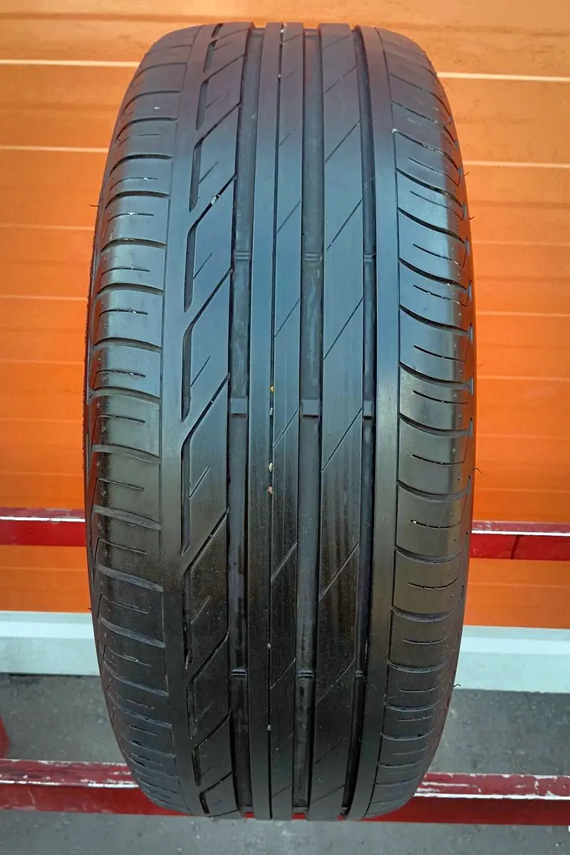 Б/у шина 245/40 R17 Bridgestone Turanza T001