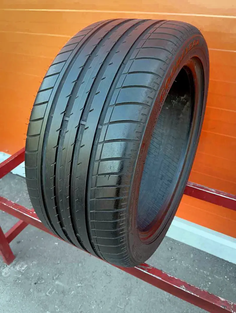 Б/у шина 245/40 R17 Goodyear Excellence MOE