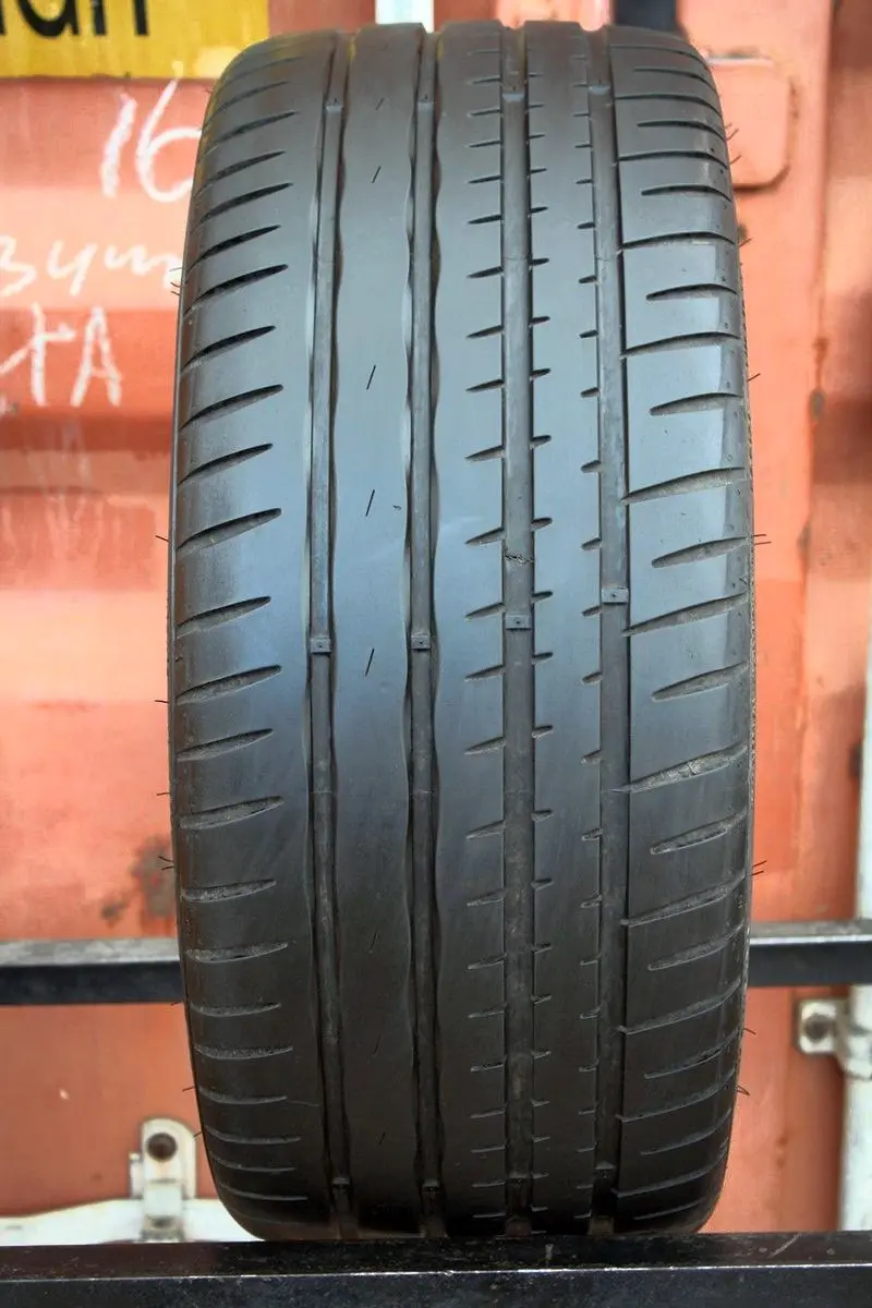 Б/у шина 245/40 R17 Hankook Ventus S1evo K107