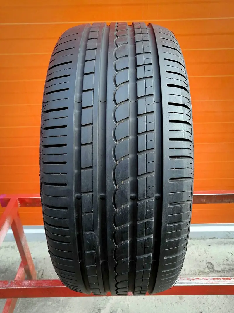 Б/у шина 245/40 R17 Pirelli P Zero Rosso, фото 1