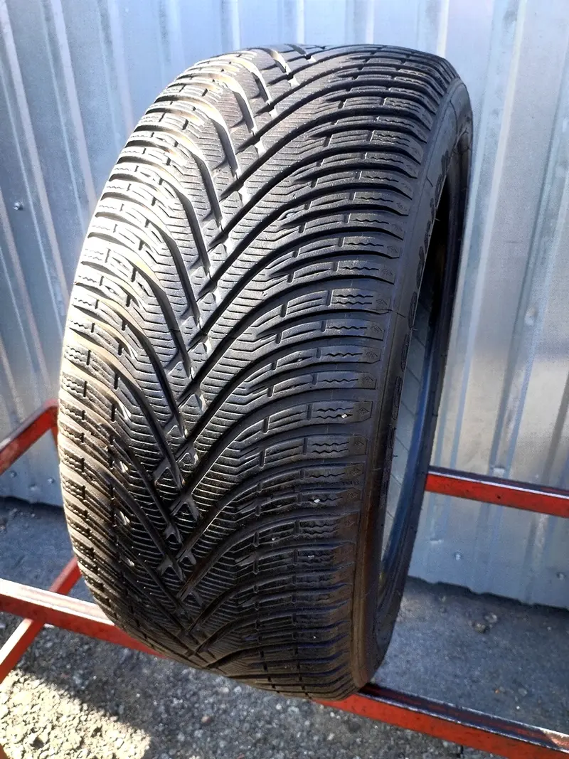 Б/у шина 245/40 R18 BFGoodrich G-Force Winter 2