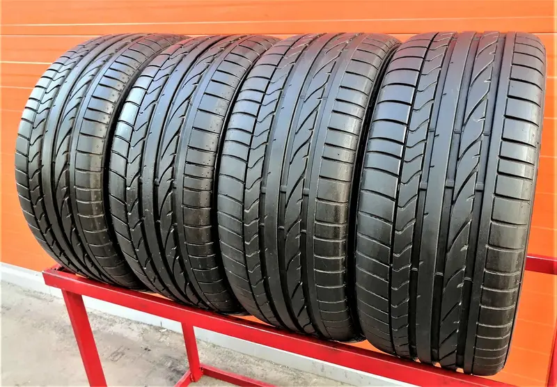 Комплект б/у шин 245/40 R18 Bridgestone Potenza RE 050A