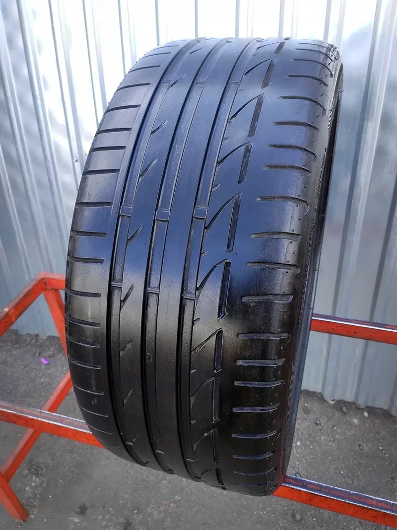 Б/у шина 245/40 R18 Bridgestone Potenza S001, фото 1