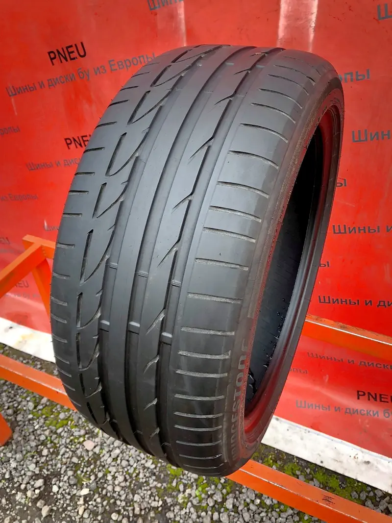 Б/у шина 245/40 R18 Bridgestone Potenza S001 RFT