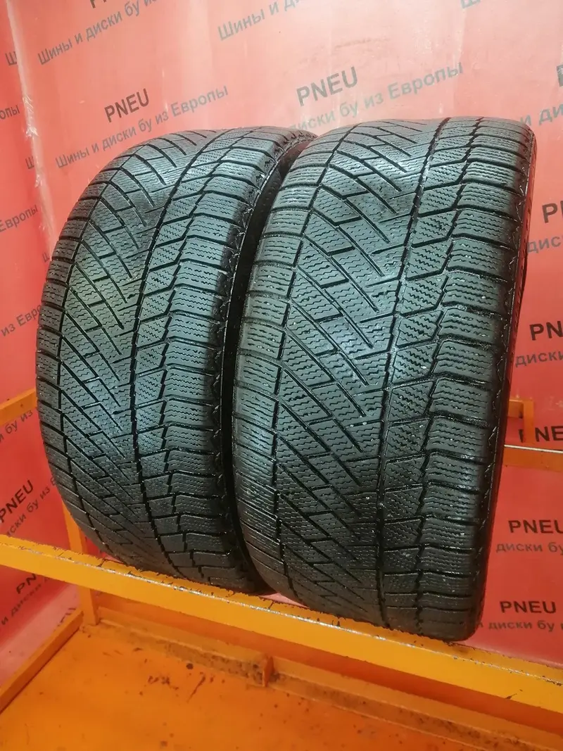 Пара б/у шин 245/40 R18 Continental ContiVikingContact 6