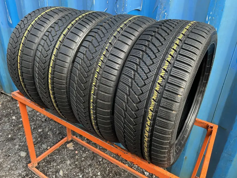 Комплект б/у шин 245/40 R18 Continental ContiWinterContact TS 850 P
