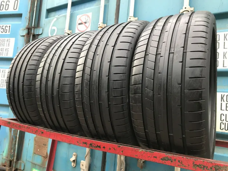 Комплект б/у шин 245/40 R18 Dunlop SP Sport Maxx RT 2