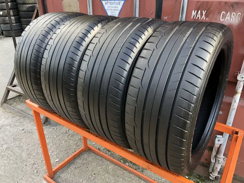 Комплект б/у шин 245/40 R18 Dunlop SP Sport Maxx RT