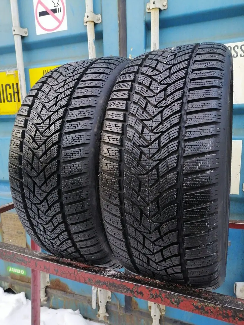 Пара б/у шин 245/40 R18 Dunlop Winter Sport 5
