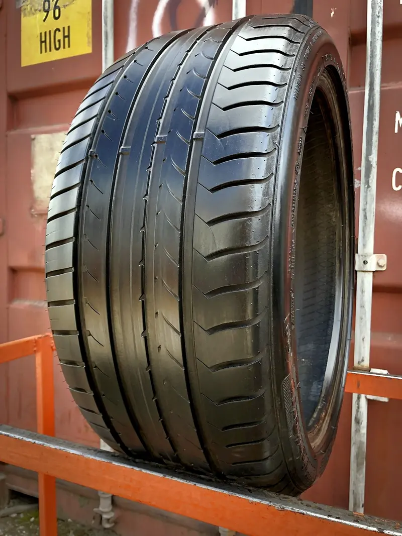 Б/у шина 245/40 R18 Goodyear EfficientGrip, фото 1
