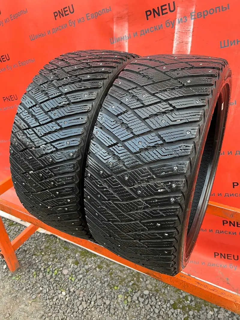 Пара б/у шин 245/40 R18 Goodyear Ultra Grip Ice Arctic