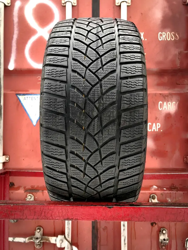 Б/у шина 245/40 R18 Goodyear Ultra Grip Perfomance GEN-1