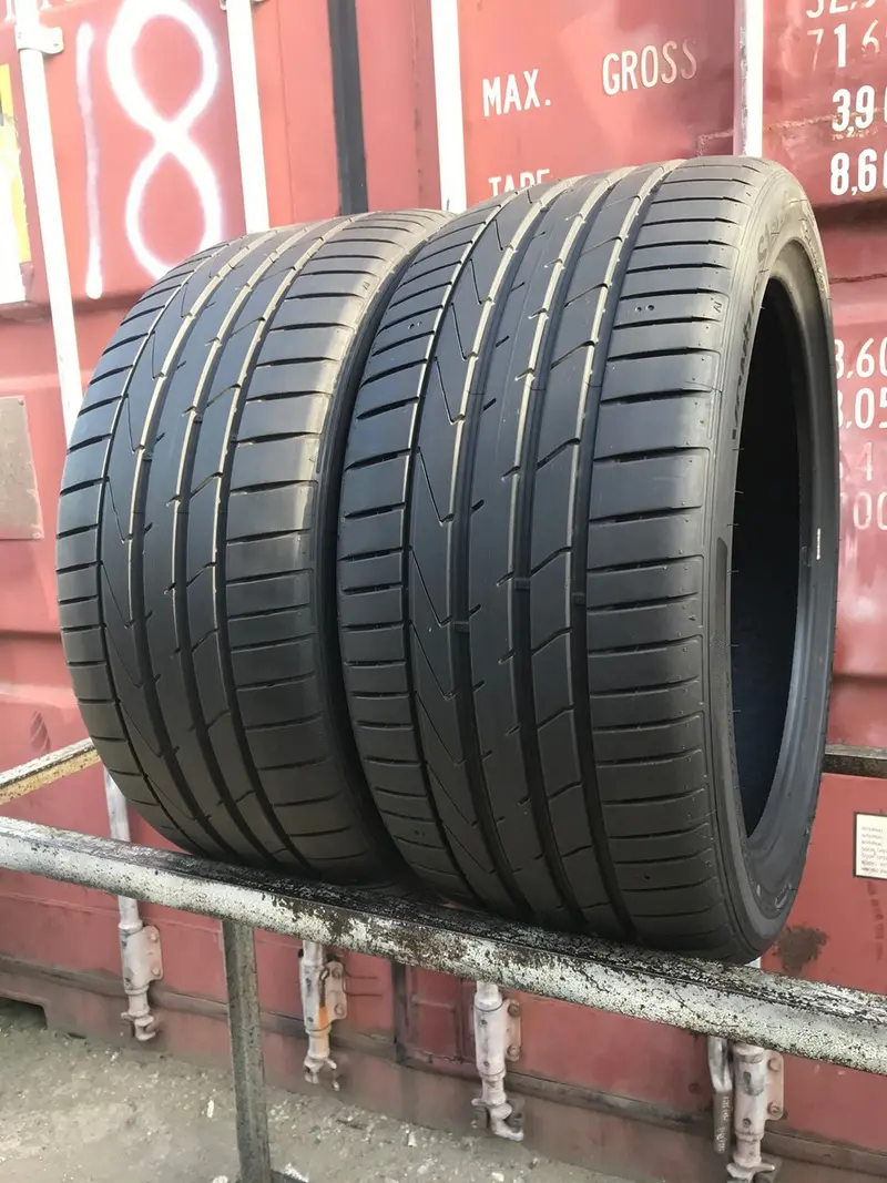 Пара б/у шин 245/40 R18 Hankook Ventus S1evo 2 K117