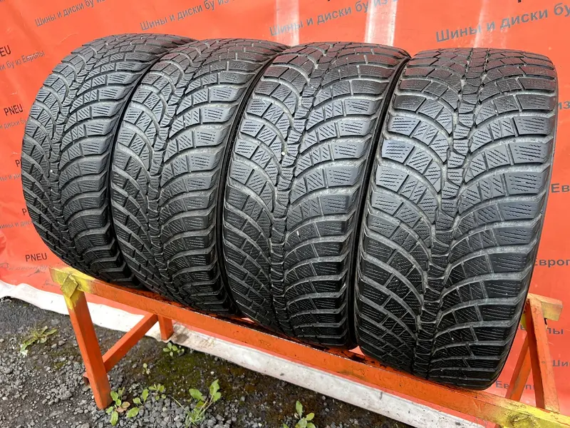 Комплект б/у шин 245/40 R18 Kumho Winter Craft WP71