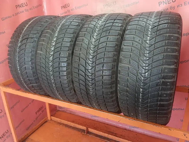 Комплект б/у шин 245/40 R18 Michelin X-Ice North 3