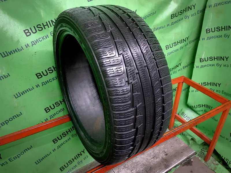 Б/у шина 245/40 R18 Nokian WR A3
