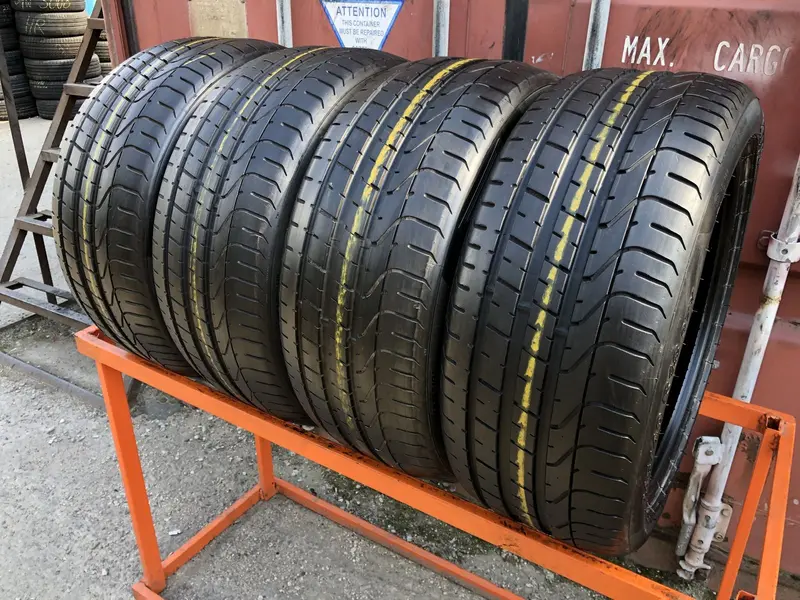 Комплект б/у шин 245/40 R18 Pirelli P Zero