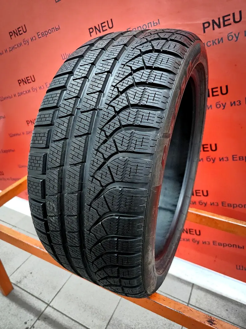 Новая шина 245/40 R18 Pirelli P Zero Winter, фото 1