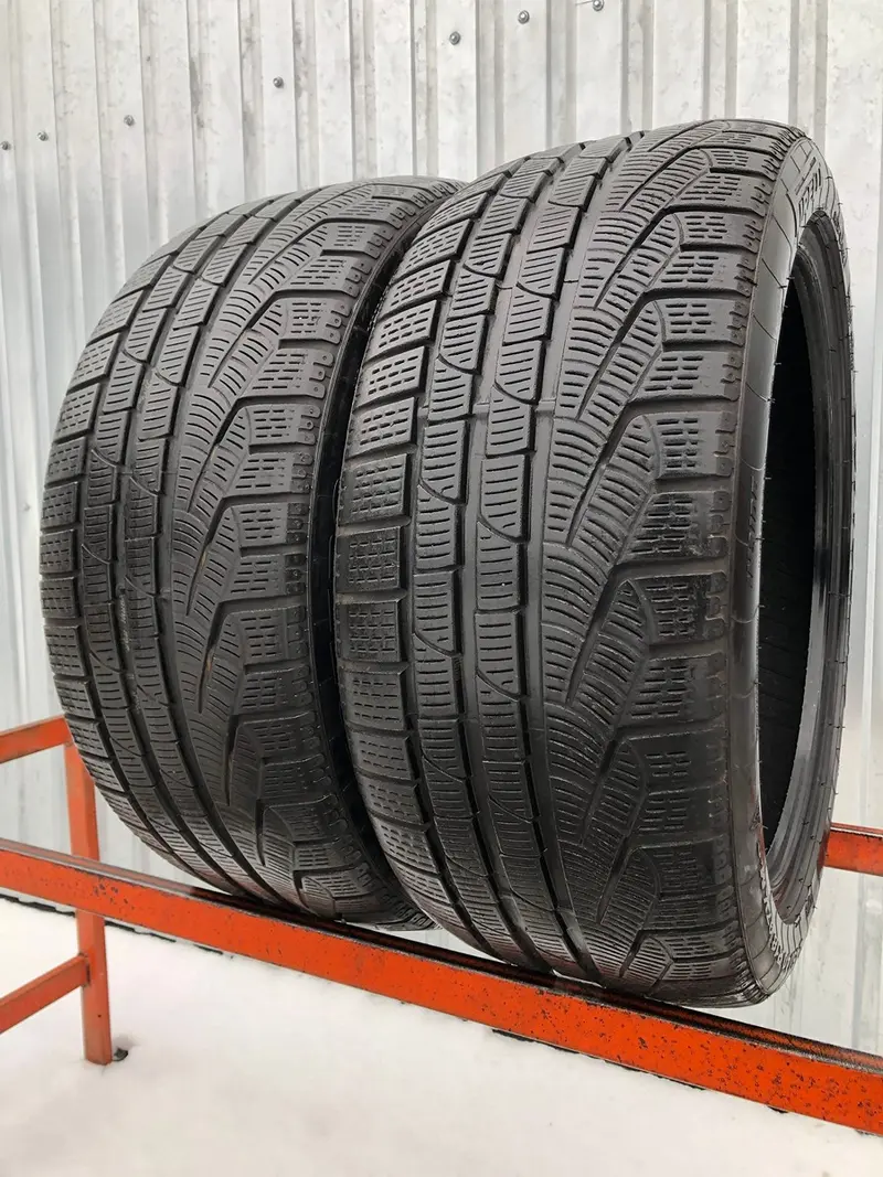 Пара б/у шин 245/40 R18 Pirelli Winter 240 Sottozero 2