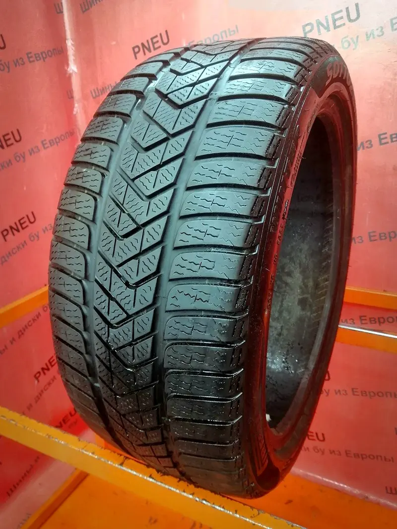 Б/у шина 245/40 R18 Pirelli Winter Sottozero 3