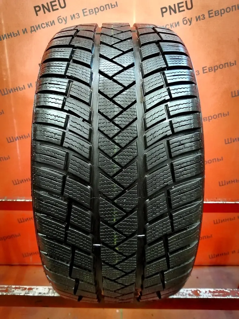 Б/у шина 245/40 R18 Vredestein Wintrac Pro