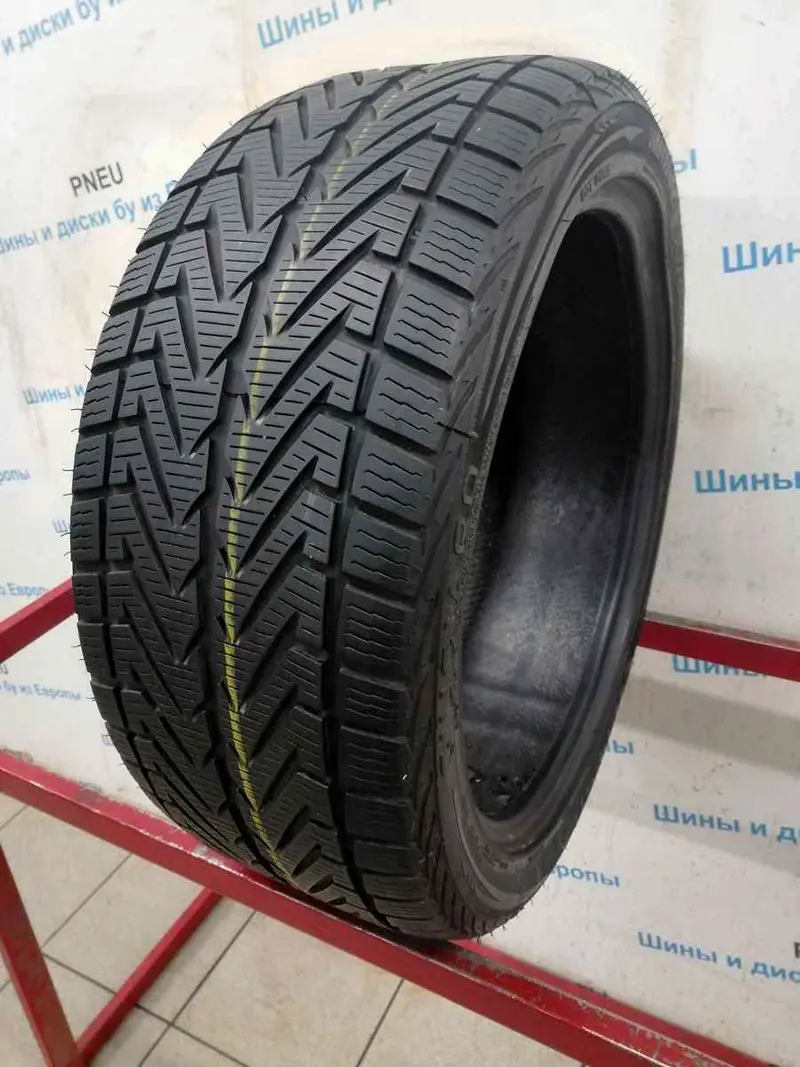 Б/у шина 245/40 R18 Vredestein Wintrac Xtreme