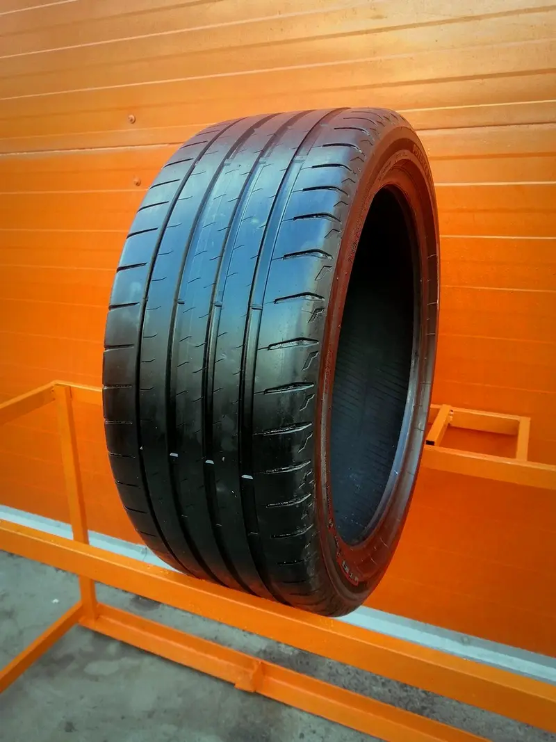 Б/у шина 245/40 R19 Bridgestone Potenza Sport