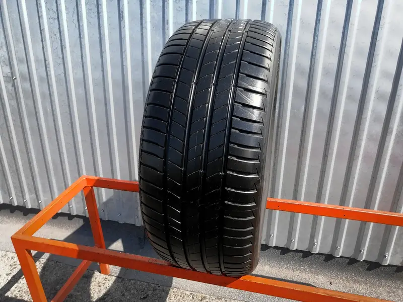 Б/у шина 245/40 R19 Bridgestone Turanza T005