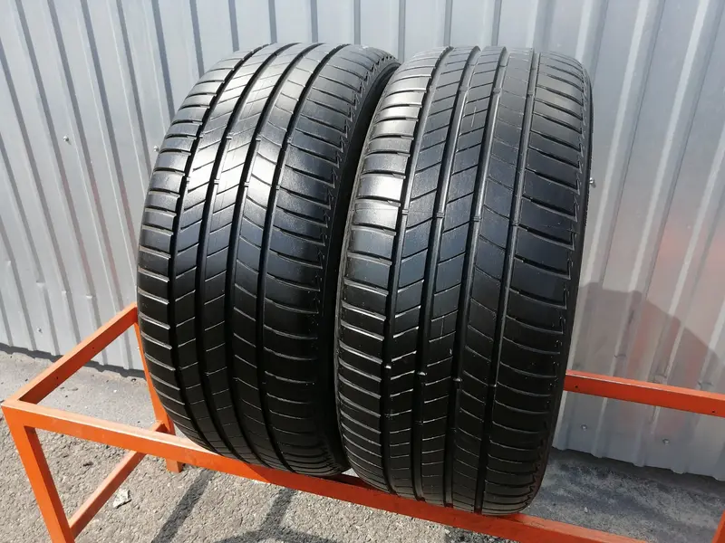 Пара б/у шин 245/40 R19 Bridgestone Turanza T005