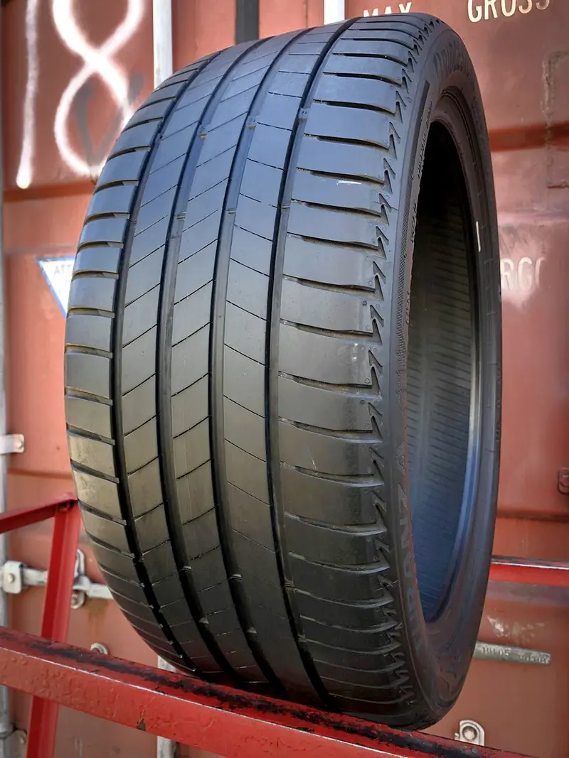 Б/у шина 245/40 R19 Bridgestone Turanza T005