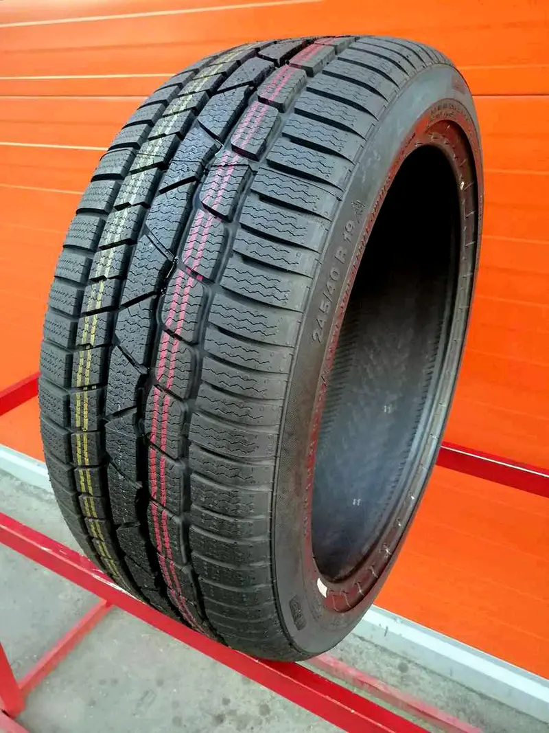 Б/у шина 245/40 R19 Continental ContiWinterContact TS 830 P
