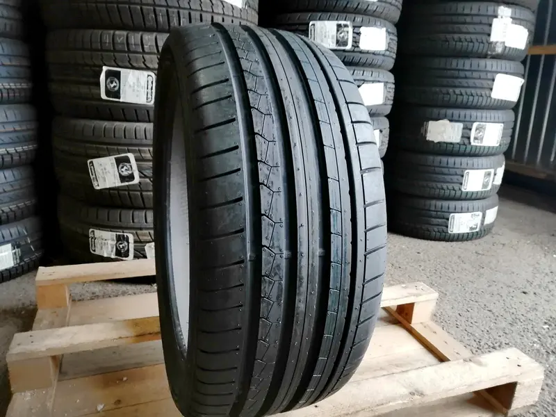 Новая шина 245/40 R19 Dunlop SP Sport Maxx GT, фото 1