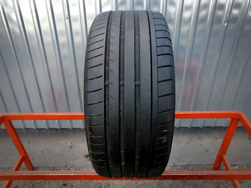 Б/у шина 245/40 R19 Dunlop SP Sport Maxx GT, фото 1