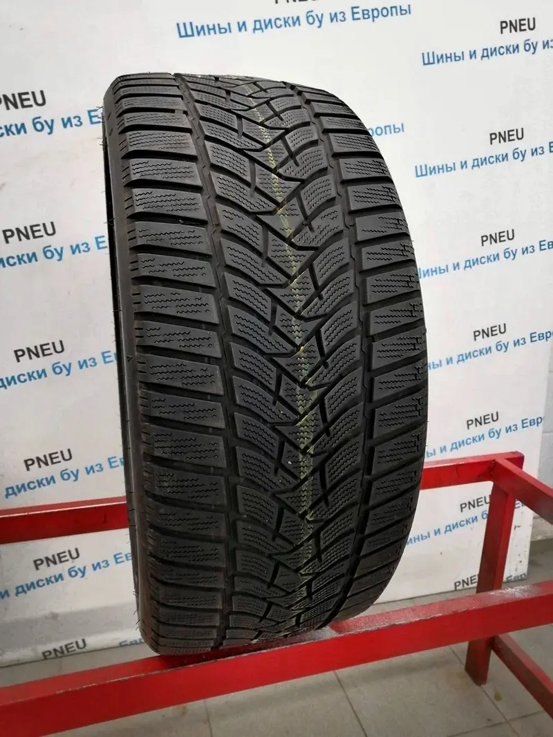 Б/у шина 245/40 R19 Dunlop Winter Sport 5