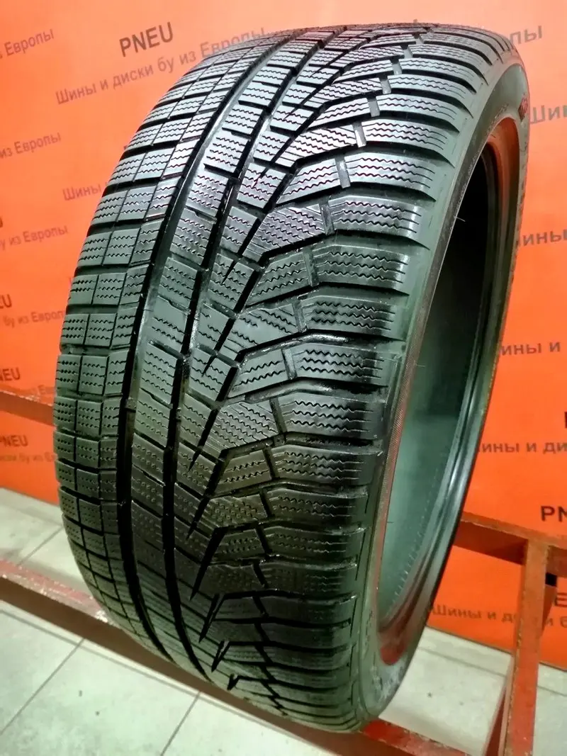 Б/у шина 245/40 R19 Hankook Winter I Cept Evo2 W320 RunFlat