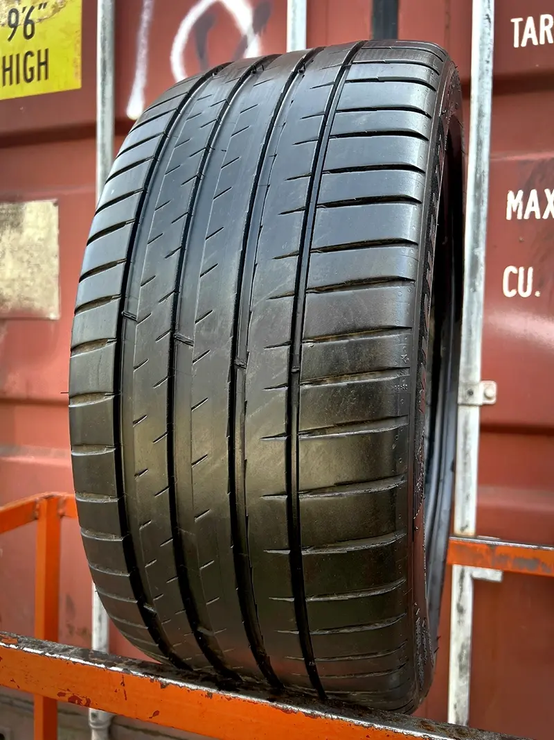 Б/у шина 245/40 R19 Michelin Pilot Sport 4