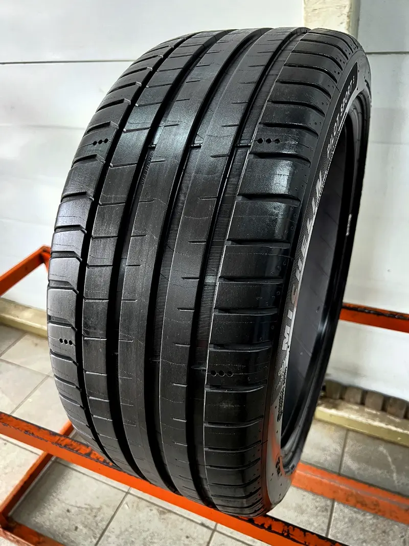 Новая шина 245/40 R19 Michelin Pilot Sport 5