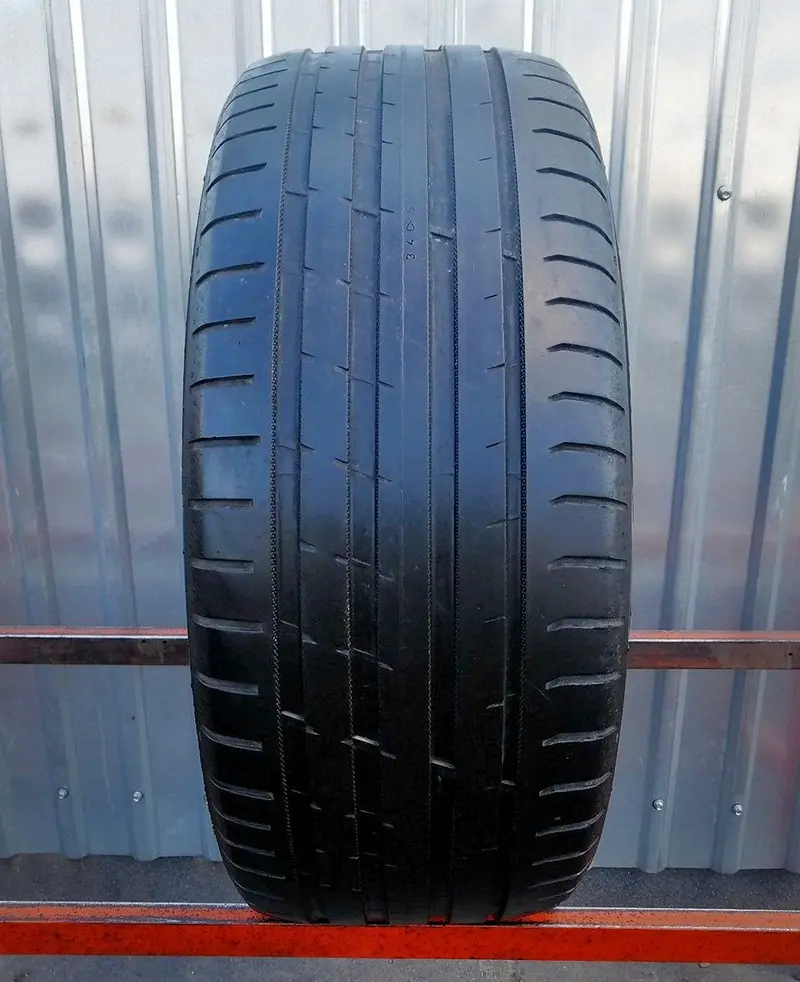 Б/у шина 245/40 R19 Nokian Powerproof