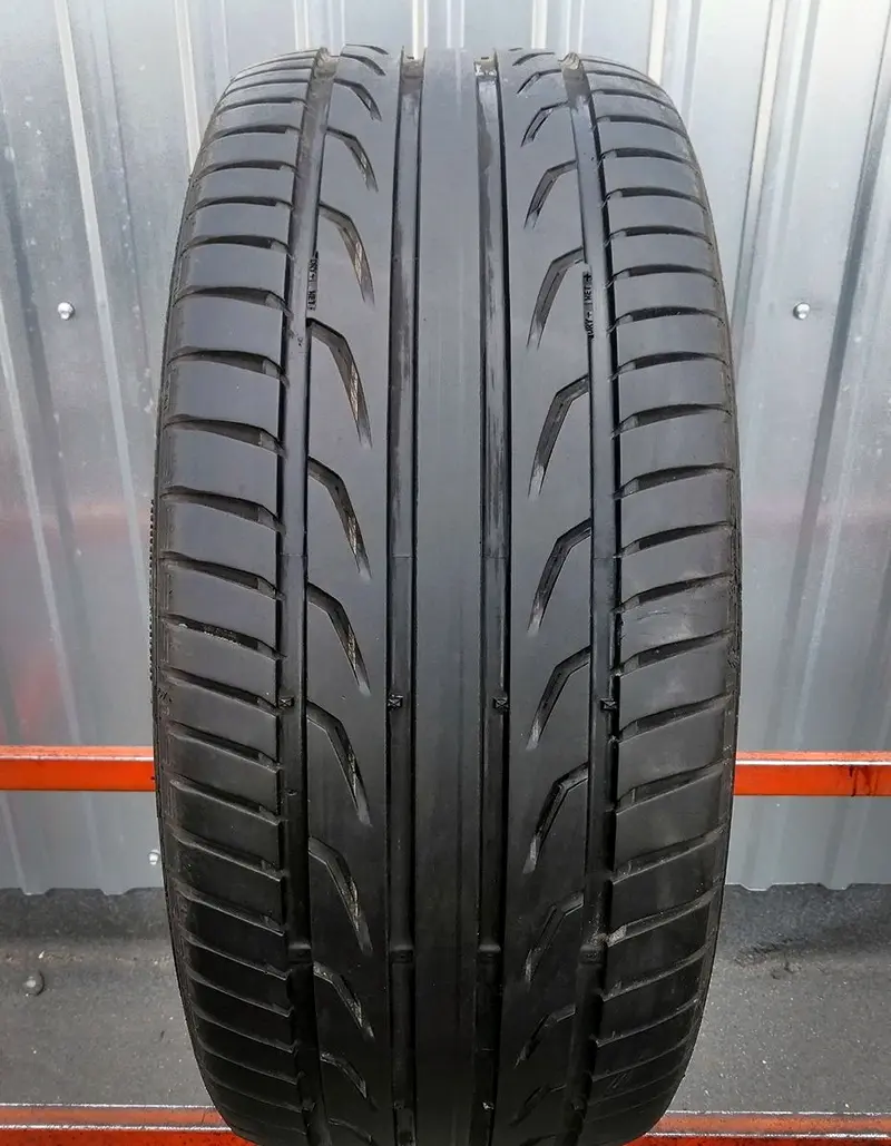 Б/у шина 245/40 R19 Semperit Speed-Life 2, фото 1