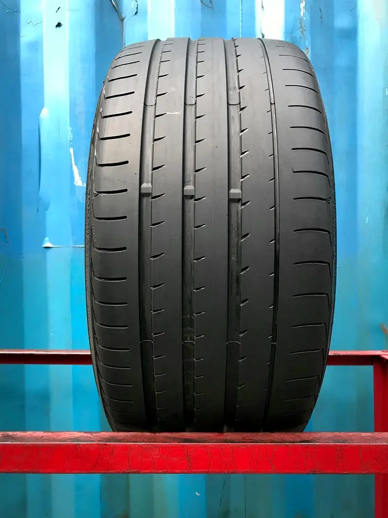 Б/у шина 245/40 R19 Yokohama Advan Sport V105