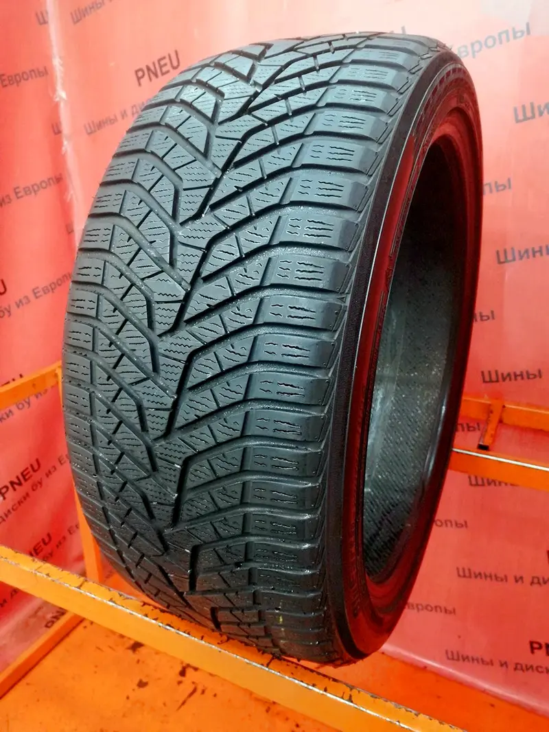 Б/у шина 245/40 R19 Yokohama BluEarth W.Drive V905