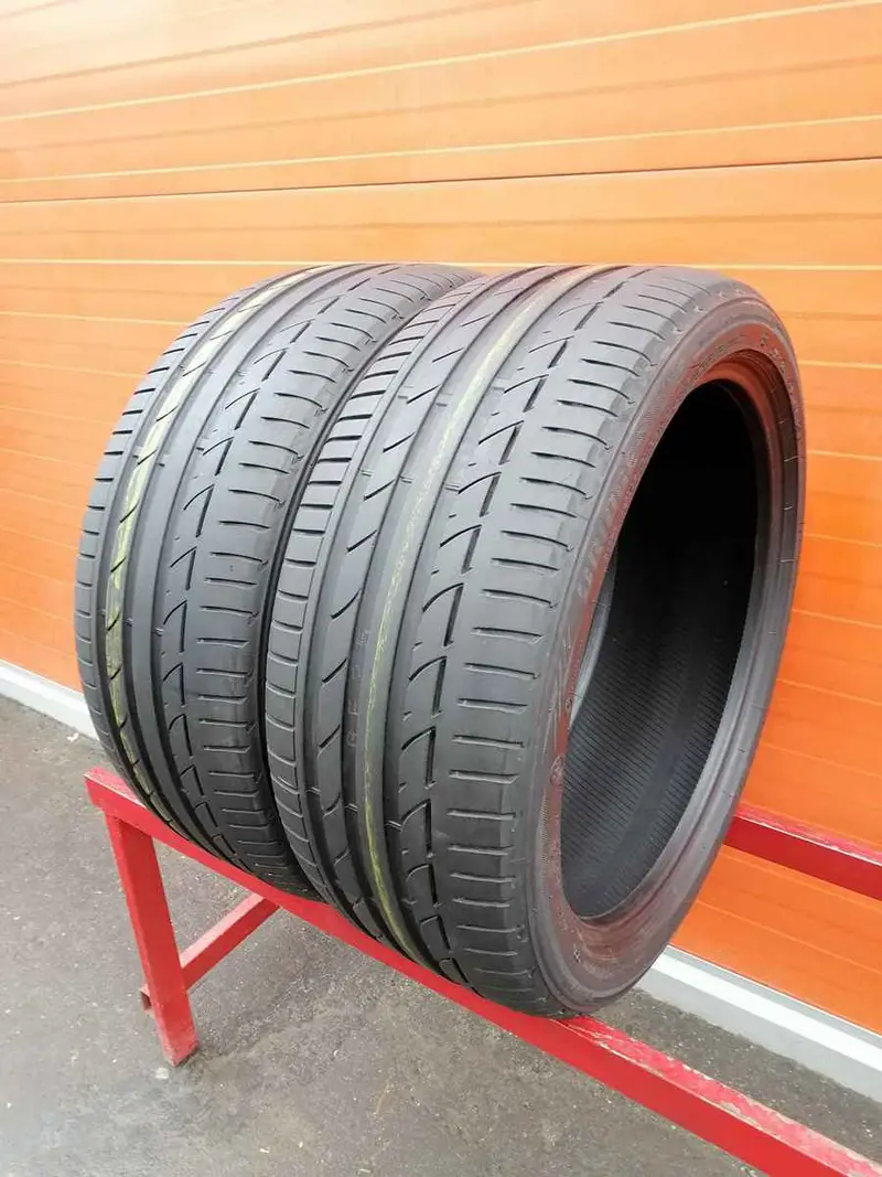 Пара б/у шин 245/40 R20 Bridgestone Potenza S001 RFT