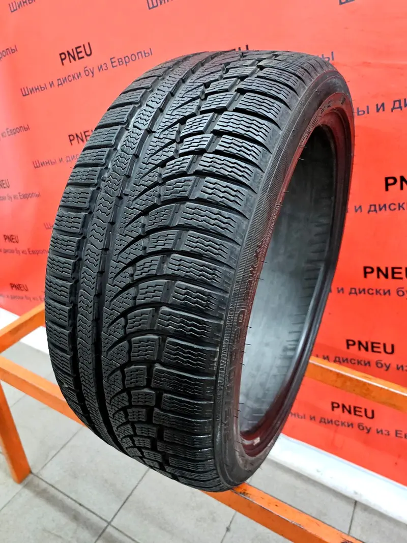 Б/у шина 245/40 R20 Nokian WR A4