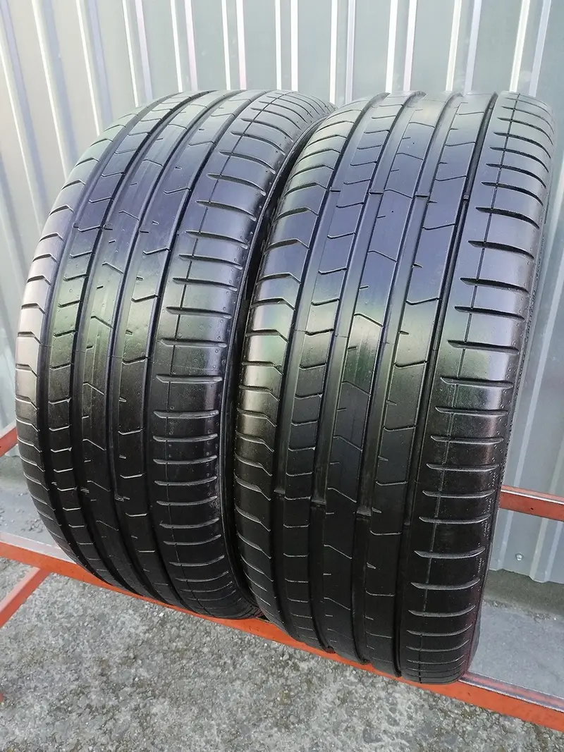 Пара б/у шин 245/40 R20 Pirelli P Zero PZ4