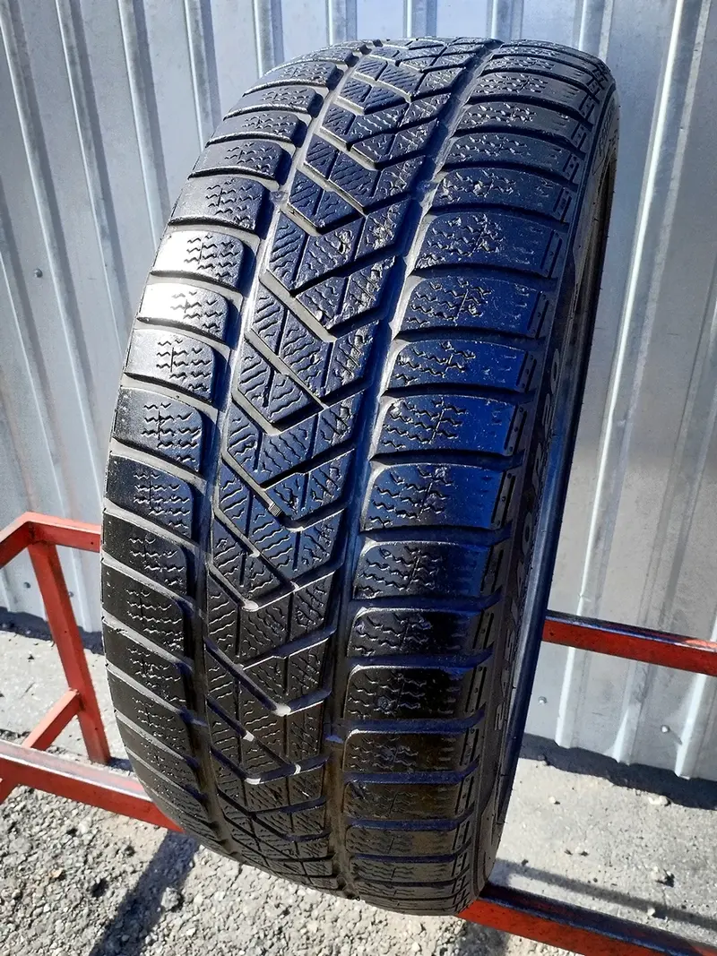 Б/у шина 245/40 R20 Pirelli Winter Sottozero 3, фото 1