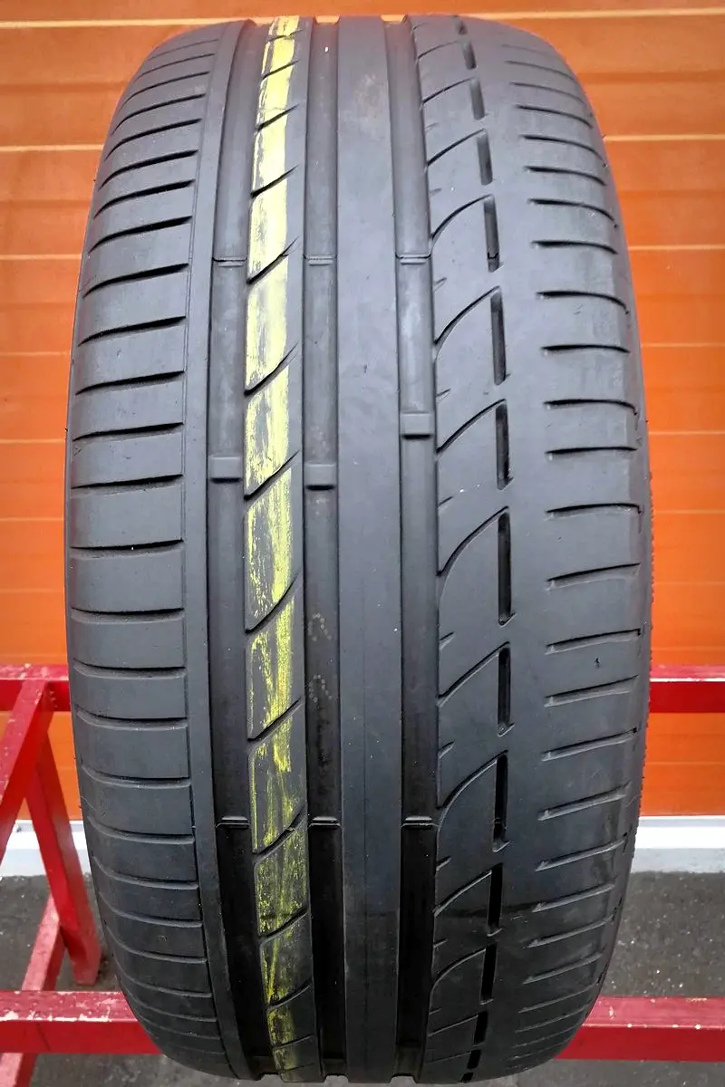 Б/у шина 245/40 R21 Bridgestone Potenza S001 RFT