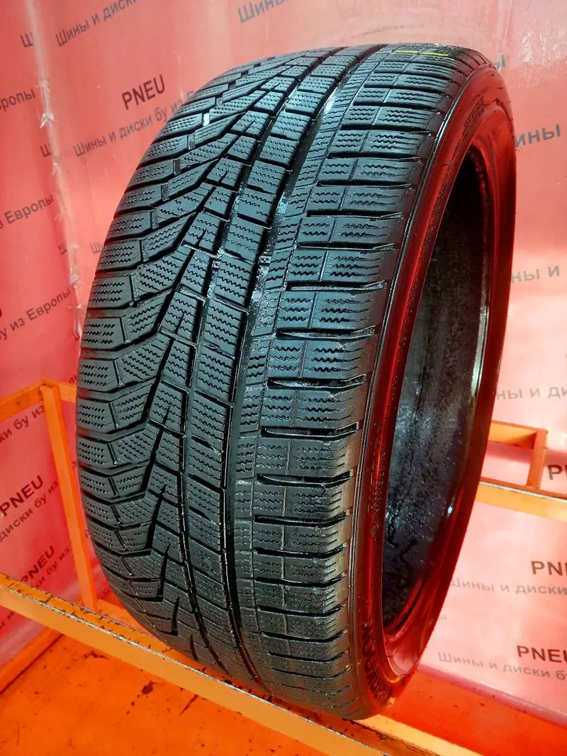 Б/у шина 245/40 R21 Hankook Winter I Cept Evo2 W320