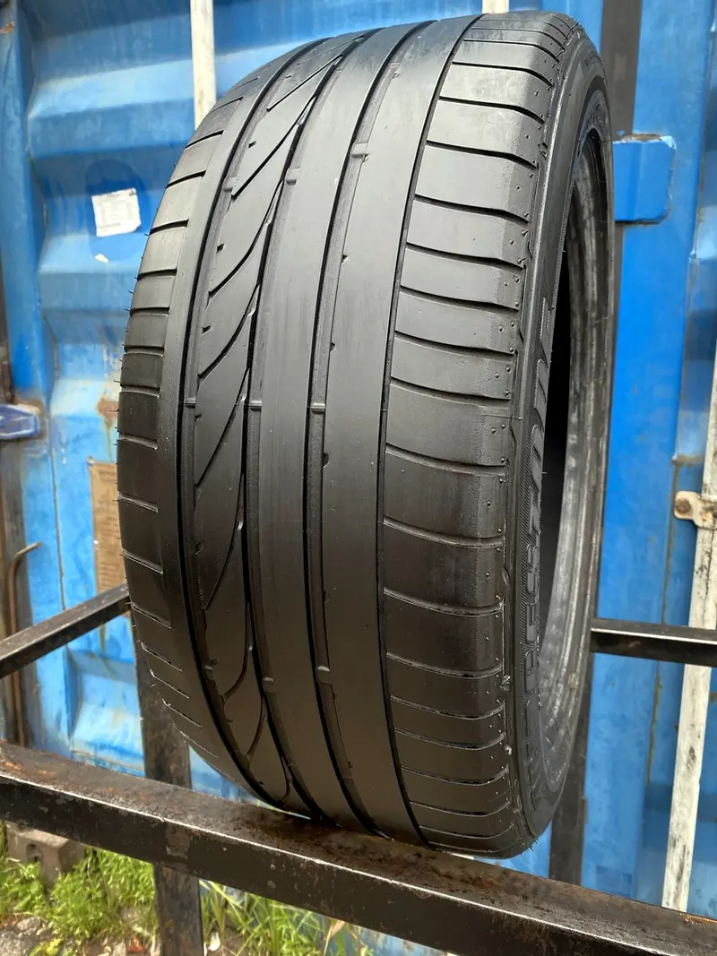 Б/у шина 245/45 R17 Bridgestone Potenza RE 050A