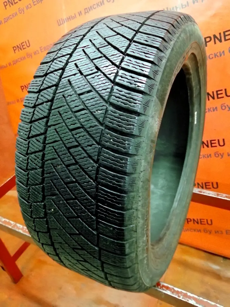 Б/у шина 245/45 R17 Continental ContiVikingContact 6